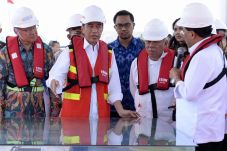 Jokowi Ingin Pelabuhan...