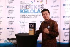 Klungkung Terima Anugerah...