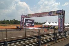 Pembalap dari 10 Negara...