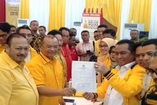 Airlangga Hartarto Resmi...