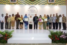 Kembali, 4 Perempuan...