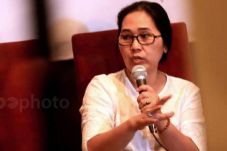 PDIP Pertanyakan Motivasi...