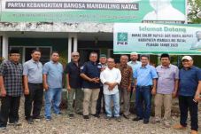 Brigjen TNI (Purn) M...
