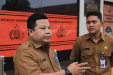 Pemkab Tangerang Polisikan...