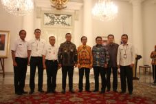 Majukan Pariwisata Kepulauan...