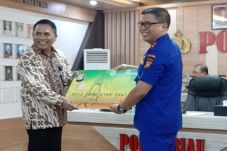 Bukopin Targetkan Fee...