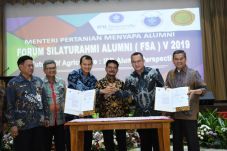 Mentan Syahrul Minta...