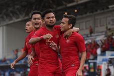 Susunan Pemain Indonesia...