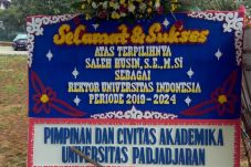 Salah Tulis Nama Rektor,...