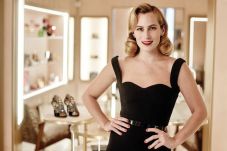 Charlotte Olympia Desainer...