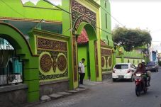 Karomah Syarifah Fathimah,...