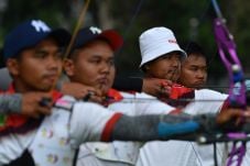 Panahan Recurve Putra...