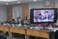 Anggota Dewan DKI Minta...