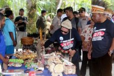 Wisata Pantai Harus...