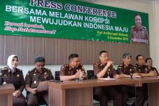 Setahun, Kejati Banten...