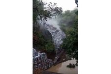 Timbulkan Bau Busuk,...