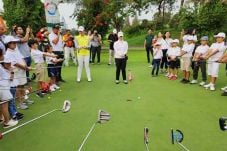 Ariya dan Moriya Jutanugarn...