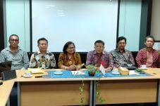 PKS dan Persekutuan...