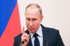 Rusia Dilarang Tampil...