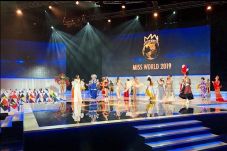 Dance of the World Buka...