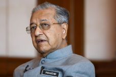 Mahathir: Sanksi AS...