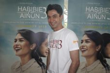 Perankan Habibie, Reza...