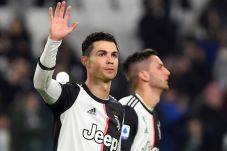 Ronaldo Bikin Sejarah...