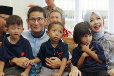 Jelang Natal dan Tahun...