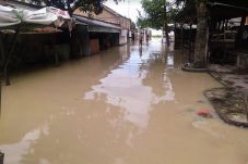 Lima Kecamatan di Tebing...