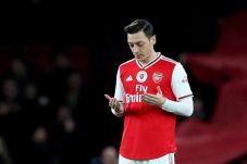 Arsenal Diminta Jamin...