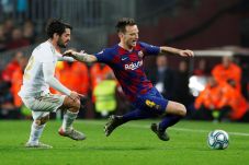 Rakitic Sayangkan Barcelona...
