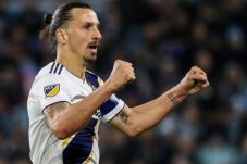 Urung ke Italia, Ibrahimovic...