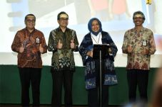Aplikasi SiKasep Permudah...
