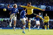 Monoton, Everton vs...