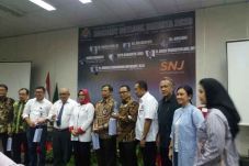 Jelang Natal dan Tahun...