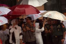 Dihadiri Istri Wapres,...