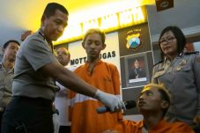 Demi Buktikan Cinta...