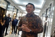 Erick Thohir Rombak...