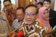 Soal Larangan Ibadah,...