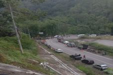 Puluhan Korban Tewas...