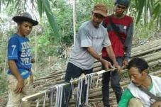 Warga Pangandaran Temukan...
