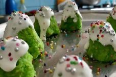 Yuk, Bikin Kue Pohon...