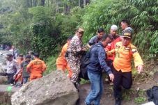 Kerahkan Penyelam, 3...