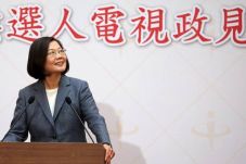 Presiden Taiwan Desak...