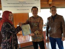 Kemlu dan Kemdagri Luncurkan...