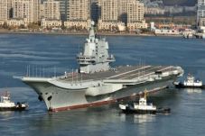 Kapal Induk Shandong...