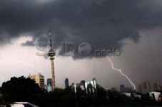 Cuaca Hari Ini, Jakarta...