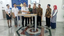 Penetrasi Bisnis, MNC...