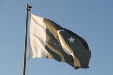 Pakistan Desak OKI Satukan...