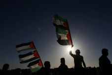 Israel Kembali Tahan...
